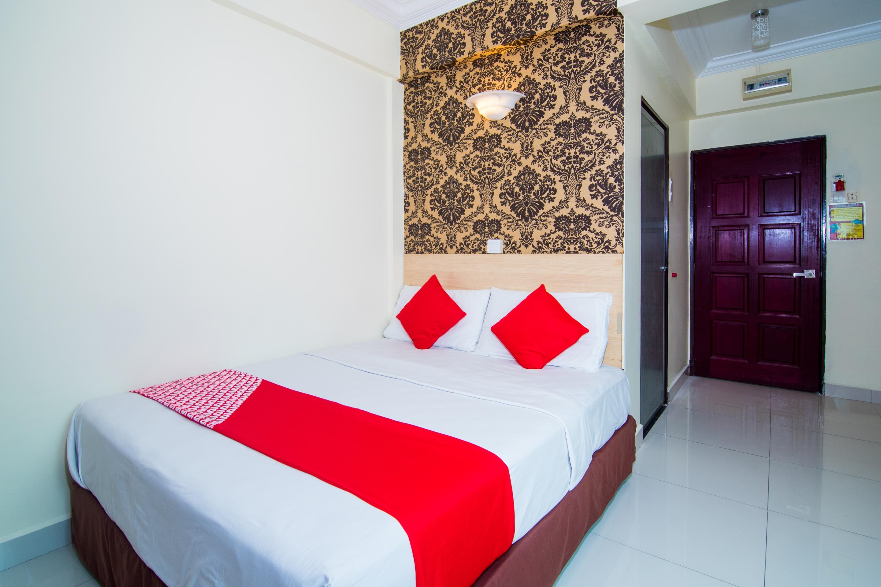 Sea Princess Hotel Teluk Bahang Esterno foto