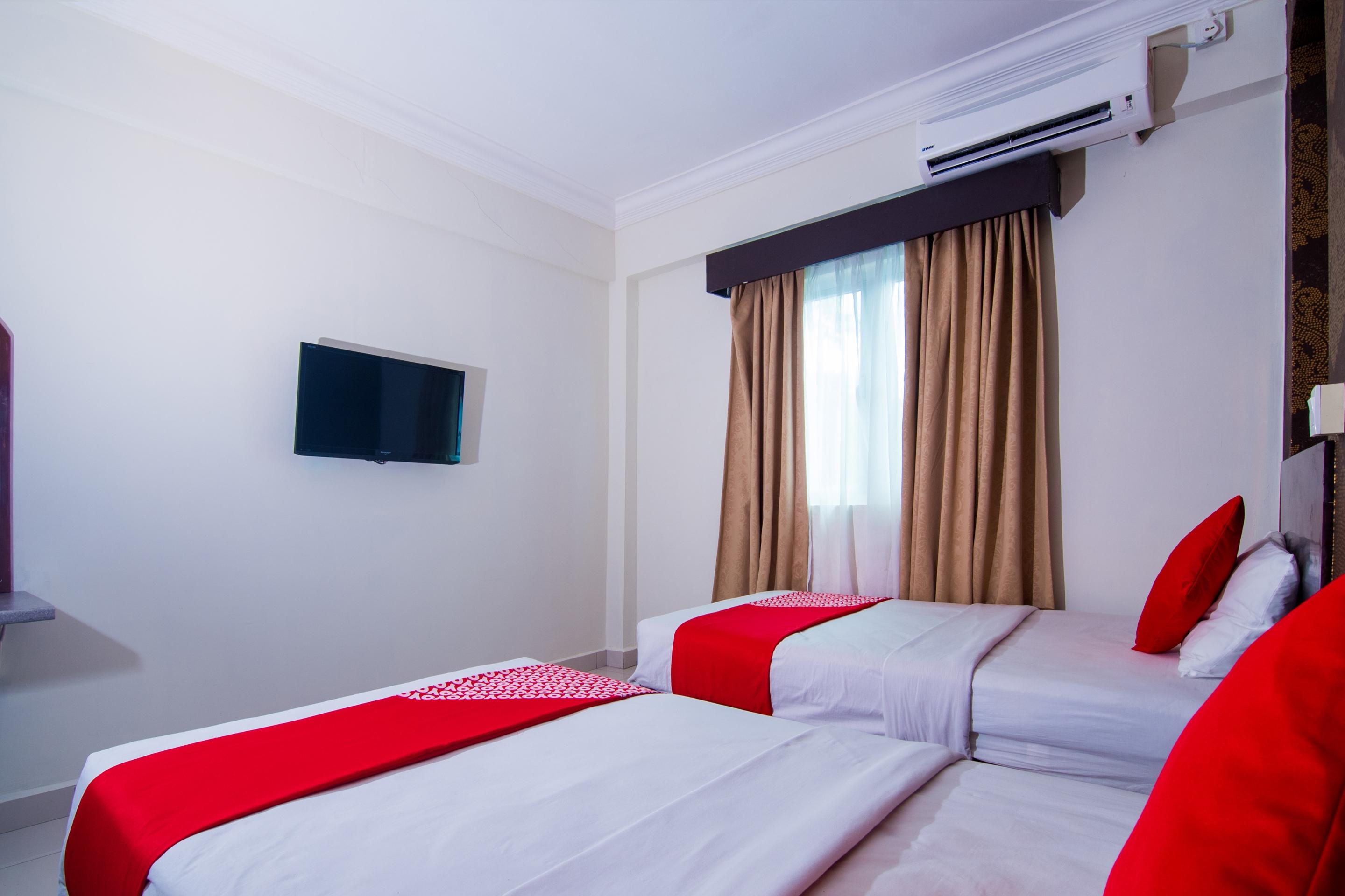 Sea Princess Hotel Teluk Bahang Esterno foto