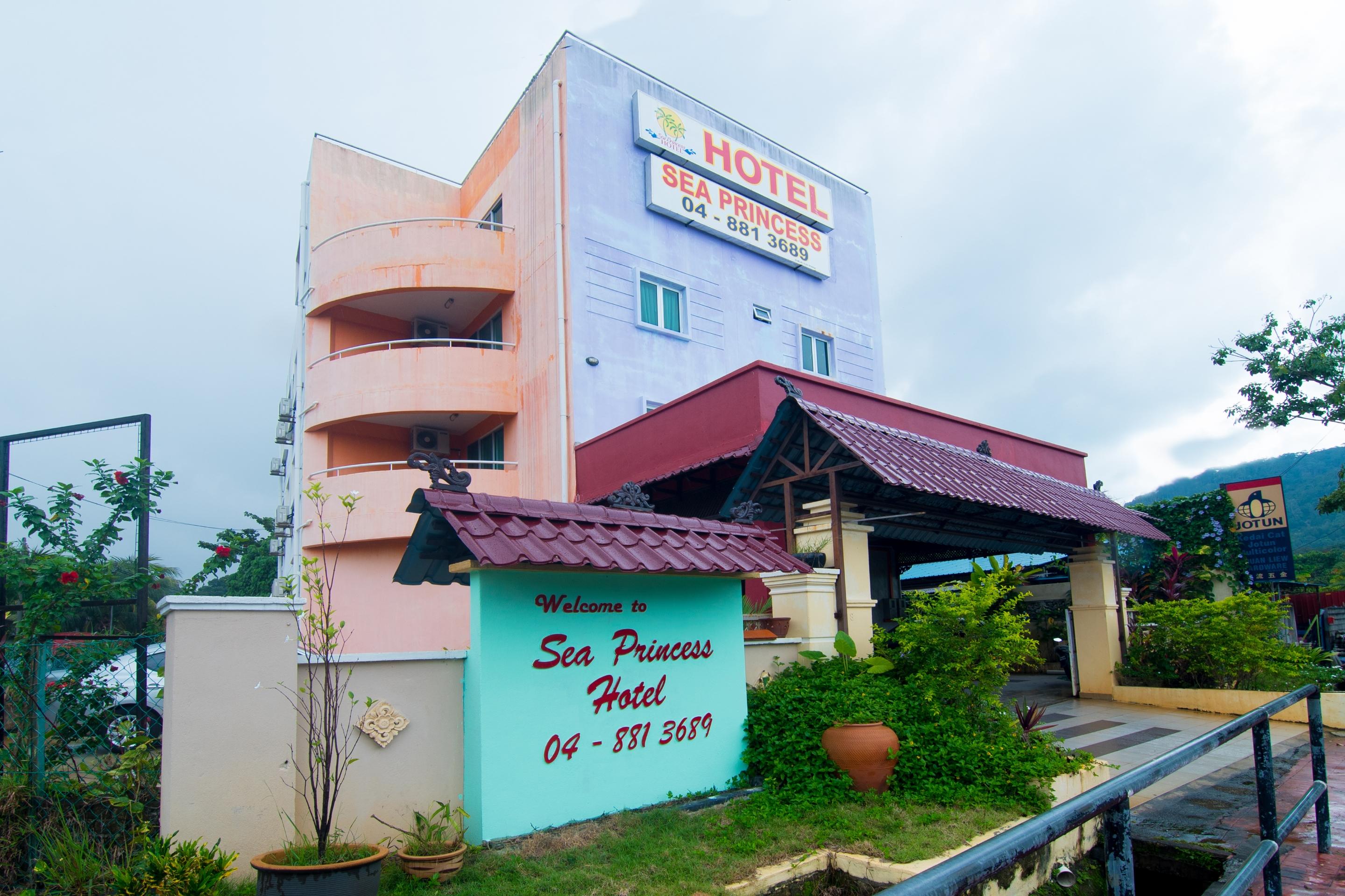 Sea Princess Hotel Teluk Bahang Esterno foto